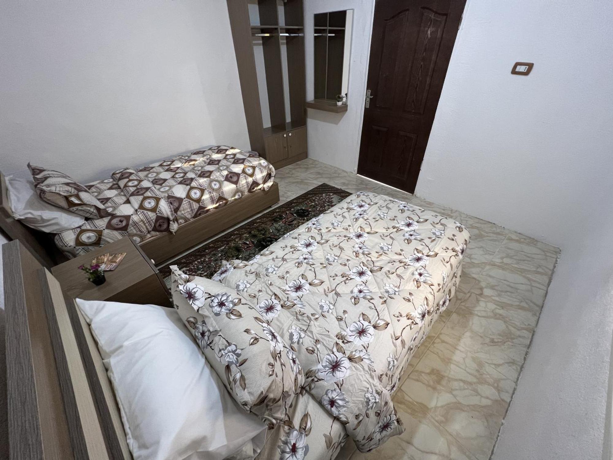 Z3 Hostel Vádi Músza Kültér fotó