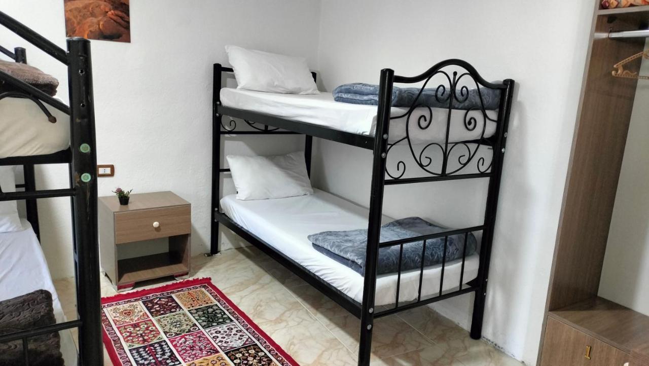Z3 Hostel Vádi Músza Kültér fotó